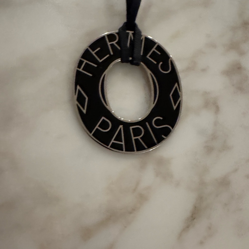Hermès Black and Silver Pendant Necklace
